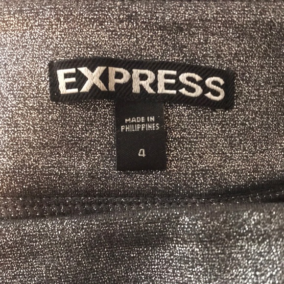 Silver sparkly mini skirt - Picture 4 of 4